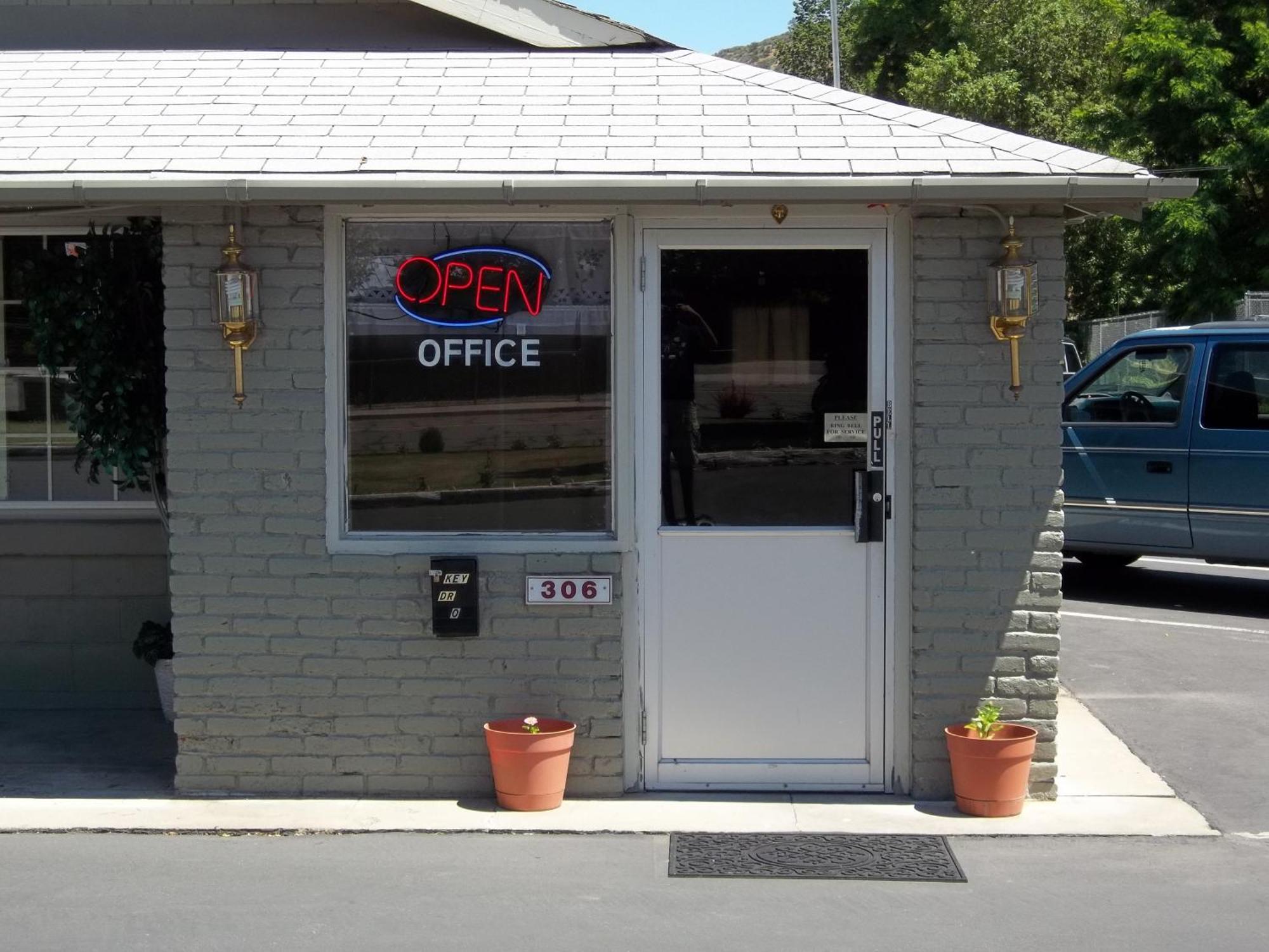Motel Budget -yreka 3*