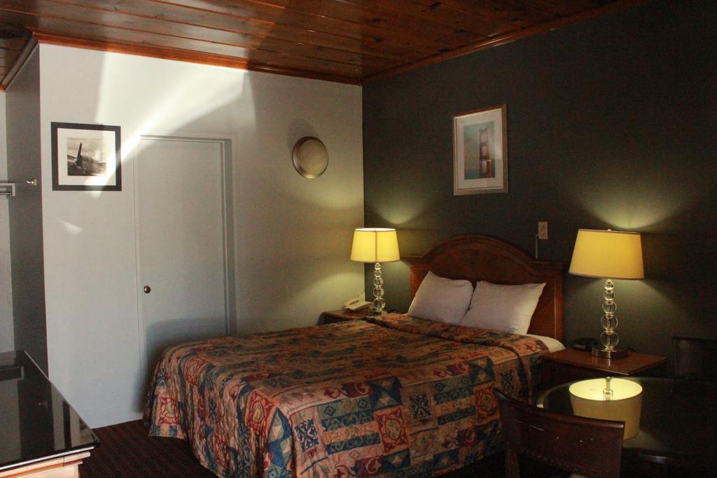 Motel Budget -yreka