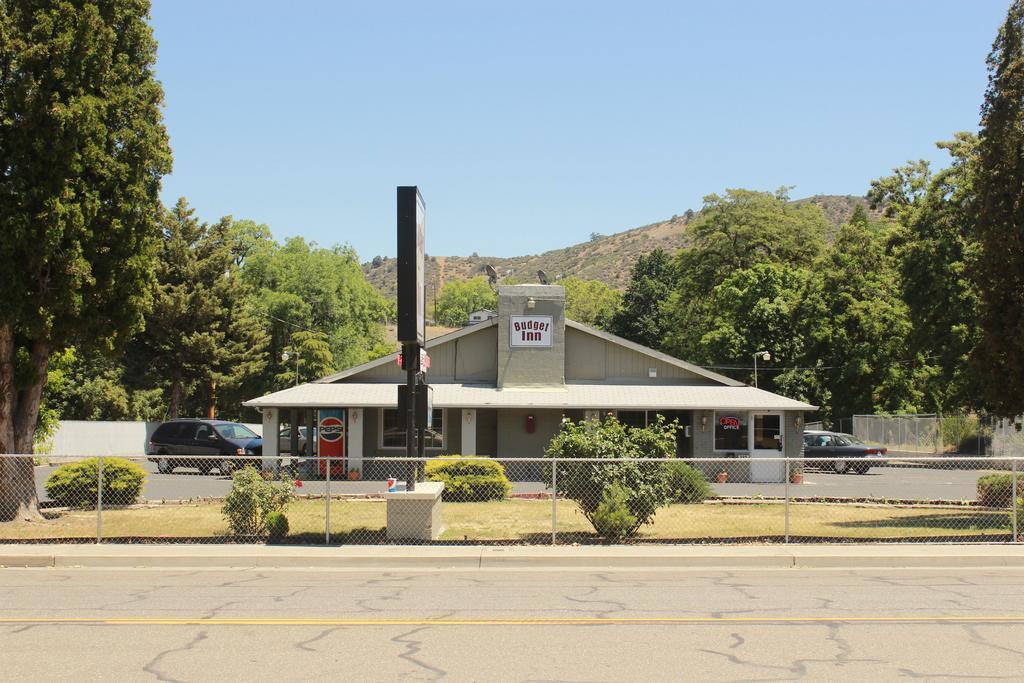 Motel Budget -yreka